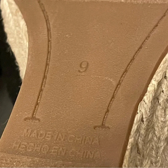 OLD NAVY Knotted Canvas Espadrille Wedge Sandals in Black Jack - Picture 11 of 11